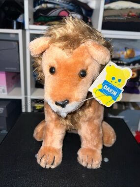 1979 Dakin king tut lion plush